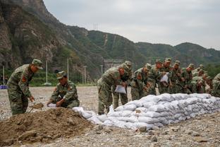 穆帅用葡萄牙语接受采访：我的意大利语水平不够，无法准备地表达